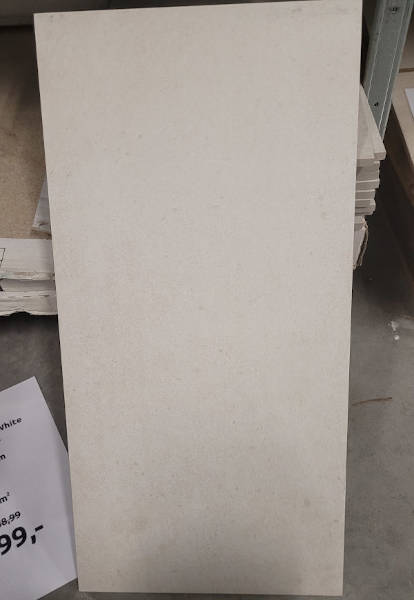 3030-34 restpartij witte keramiek vloertegels bij Tegelstudio Zeeland in Vlissingen