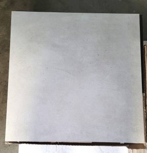 3030-43 restpartij witte betonlook vloertegels urban white 60x60 cm bij Tegelstudio Zeeland in Vlissingen
