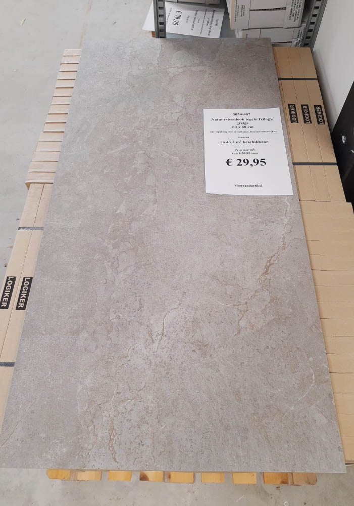 Natuursteenlook tegels uit het verkoopmagazijn van Tegelstudio Zeeland in Vlissingen